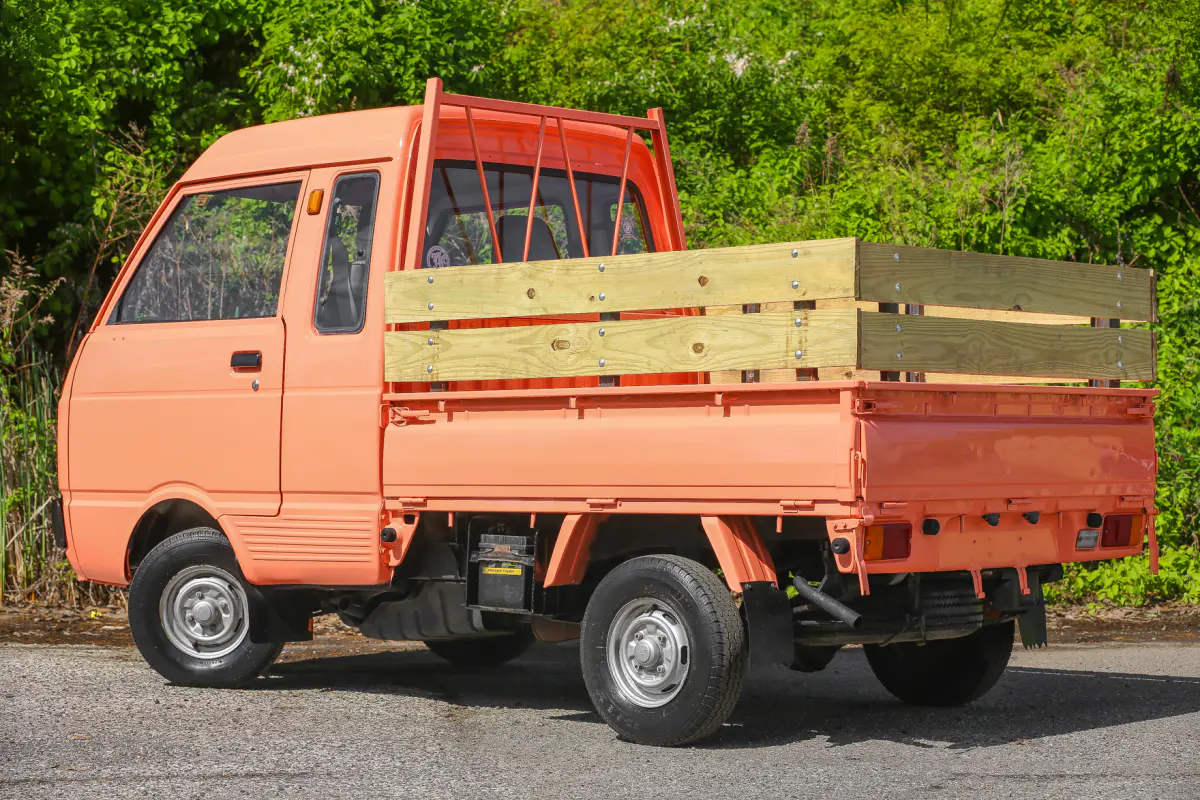 1986 Daihatsu Hijet Jumbo Turbo, a Kei Truck, for sale at Street Legal Mini Trucks in Philadelphia, PA (photo 6 of 12)