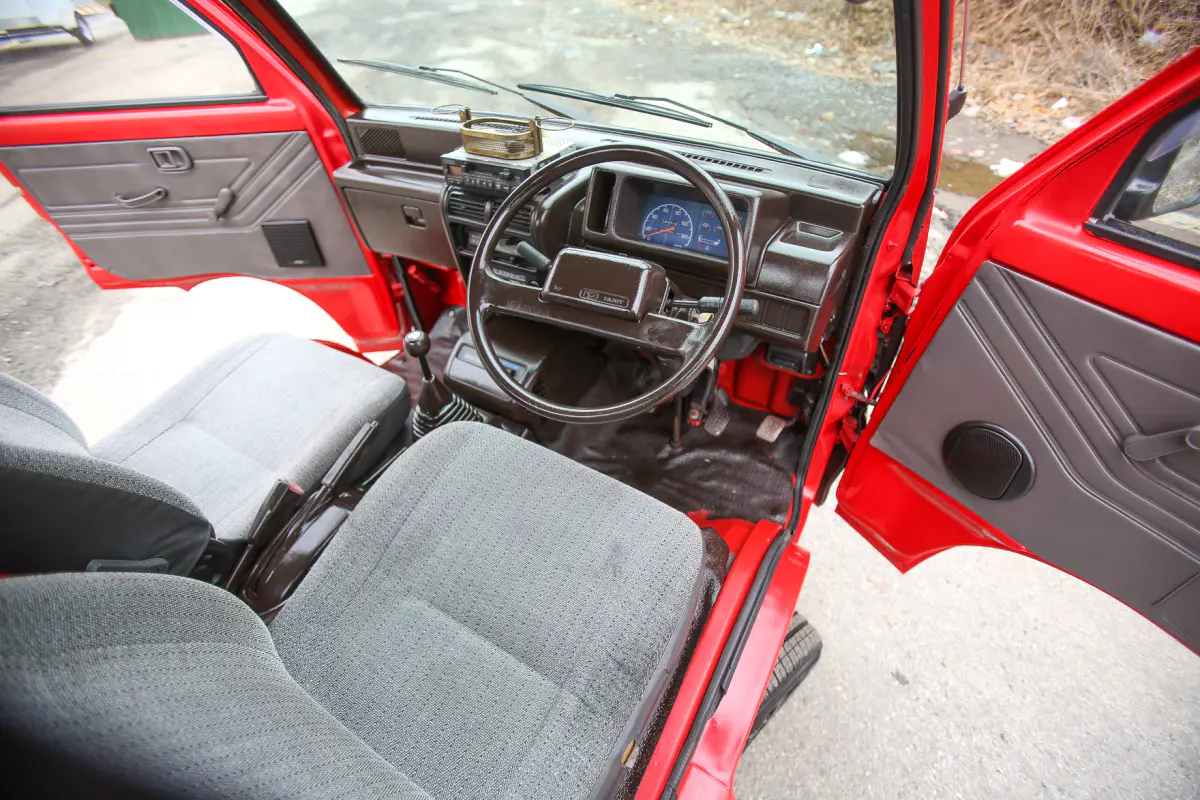 1989 Daihatsu Hijet Jumbo, a Kei Truck, for sale at Street Legal Mini Trucks in Philadelphia, PA (photo 2 of 12)