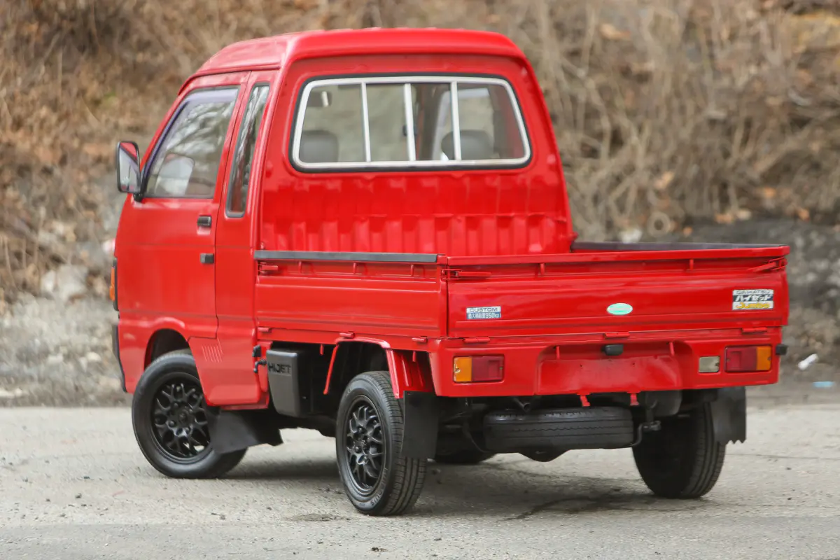 1989 Daihatsu Hijet Jumbo, a Kei Truck, for sale at Street Legal Mini Trucks in Philadelphia, PA (photo 7 of 12)