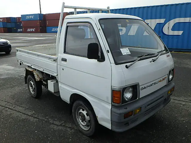 1989 Daihatsu Hijet - Scissor Lift, a Kei Truck, for sale at Street Legal Mini Trucks in Philadelphia, PA (photo 8 of 12)