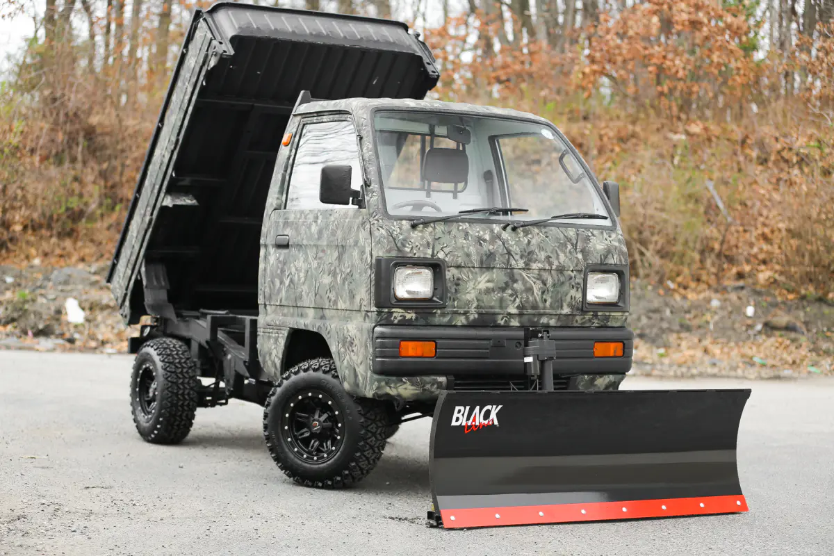 1989 Suzuki Carry Dump, a Kei Truck, for sale at Street Legal Mini Trucks in Philadelphia, PA (photo 11 of 12)