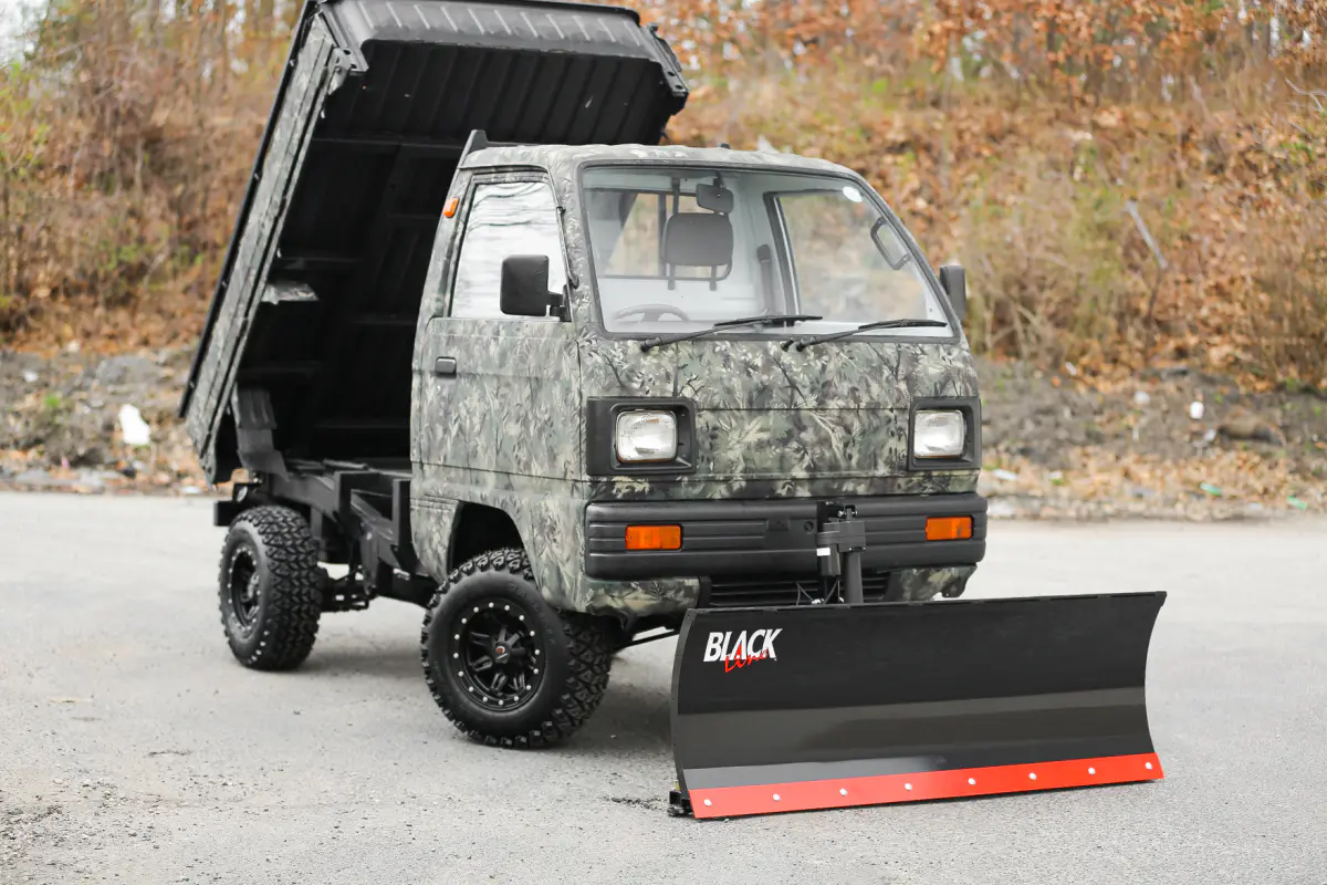 1989 Suzuki Carry Dump, a Kei Truck, for sale at Street Legal Mini Trucks in Philadelphia, PA (photo 12 of 12)