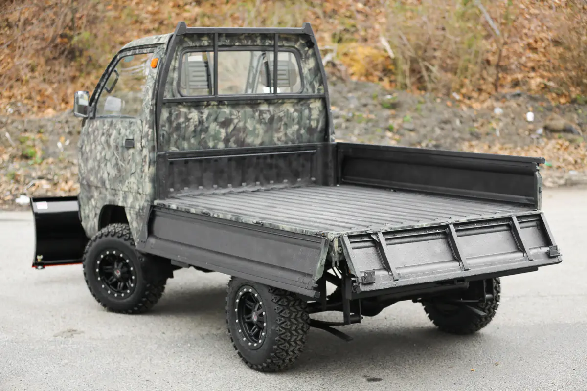 1989 Suzuki Carry Dump, a Kei Truck, for sale at Street Legal Mini Trucks in Philadelphia, PA (photo 6 of 12)
