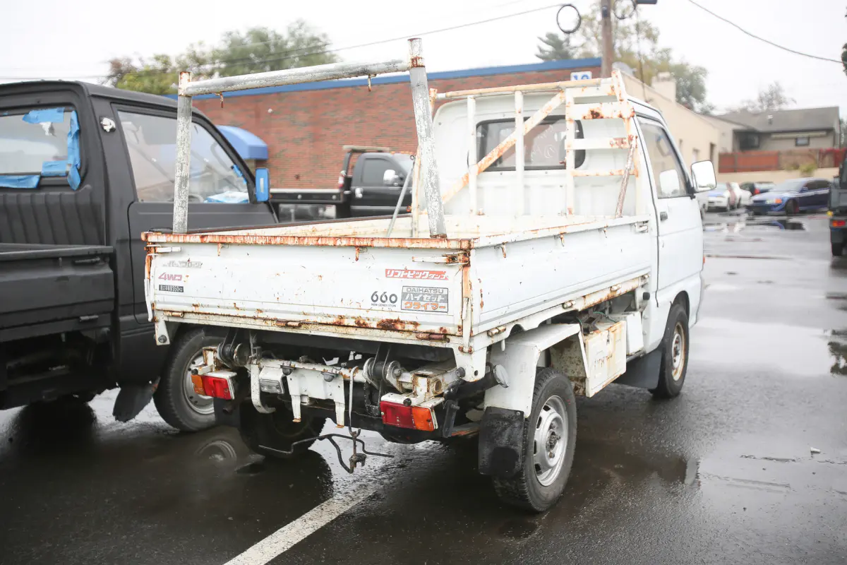 1990 Daihatsu Hijet Climber - Scissor Lift, a Kei Truck, for sale at Street Legal Mini Trucks in Philadelphia, PA (photo 3 of 12)