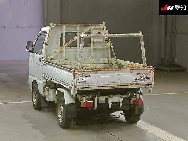 1990 Daihatsu Hijet Climber - Scissor Lift, a Kei Truck, for sale at Street Legal Mini Trucks in Philadelphia, PA (photo 8 of 12)