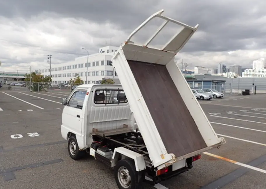 1990 Suzuki Carry Dump, a Kei Truck, for sale at Street Legal Mini Trucks in Philadelphia, PA (photo 2 of 12)