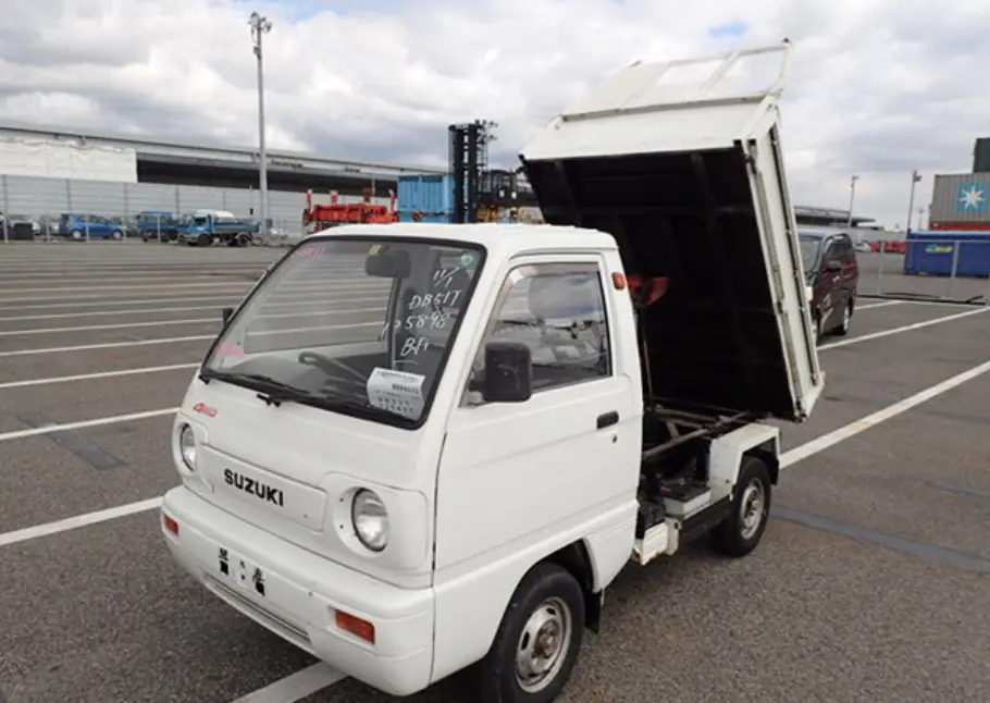 1990 Suzuki Carry Dump, a Kei Truck, for sale at Street Legal Mini Trucks in Philadelphia, PA (photo 7 of 12)