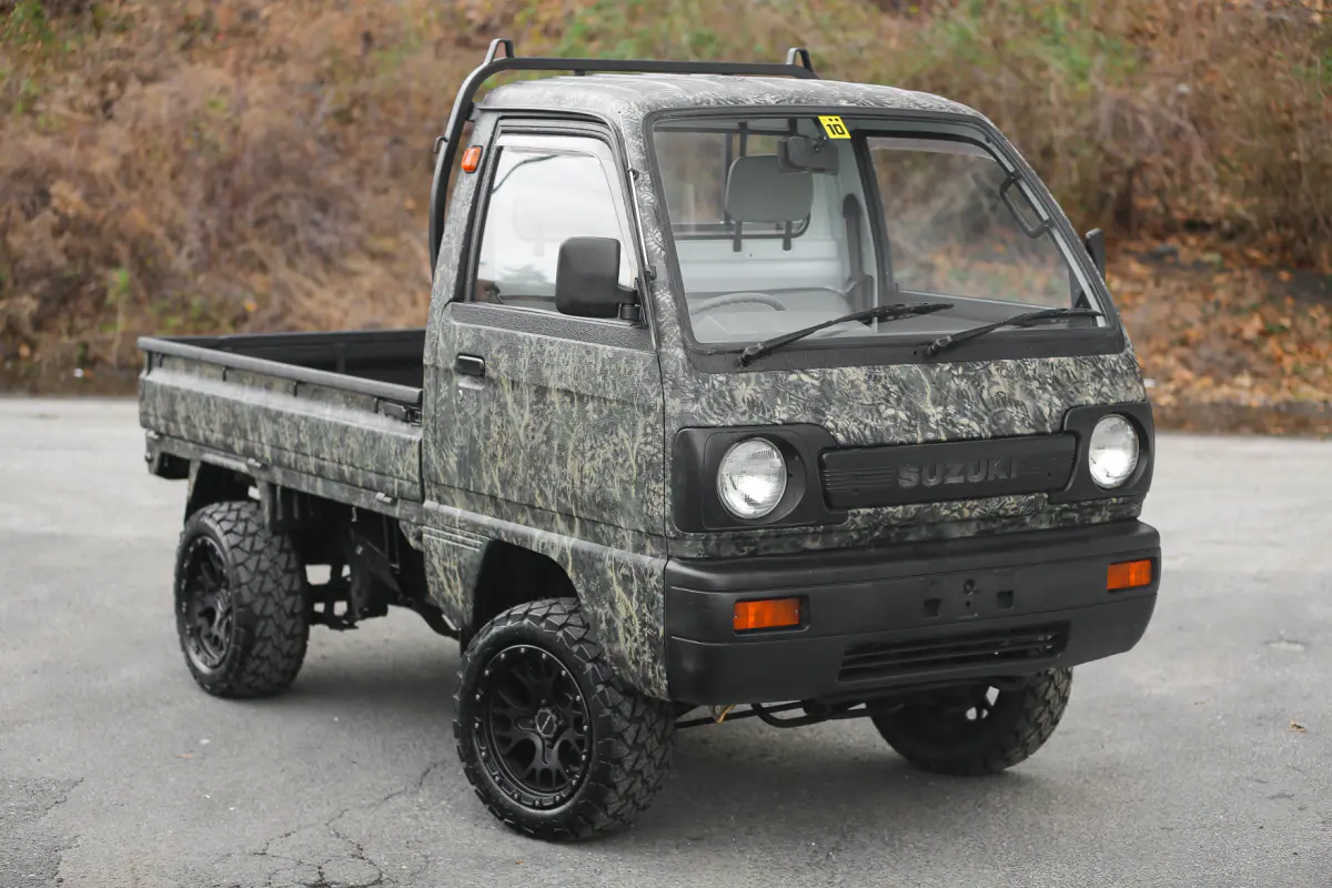 1990 Suzuki Carry, a Kei Truck, for sale at Street Legal Mini Trucks in Philadelphia, PA (photo 7 of 12)
