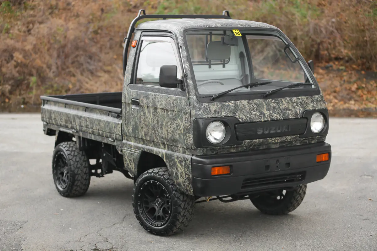 1990 Suzuki Carry, a Kei Truck, for sale at Street Legal Mini Trucks in Philadelphia, PA (photo 8 of 12)