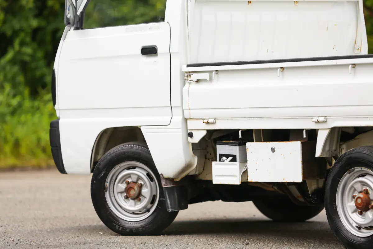 1990 Suzuki Carry, a Kei Truck, for sale at Street Legal Mini Trucks in Philadelphia, PA (photo 10 of 12)