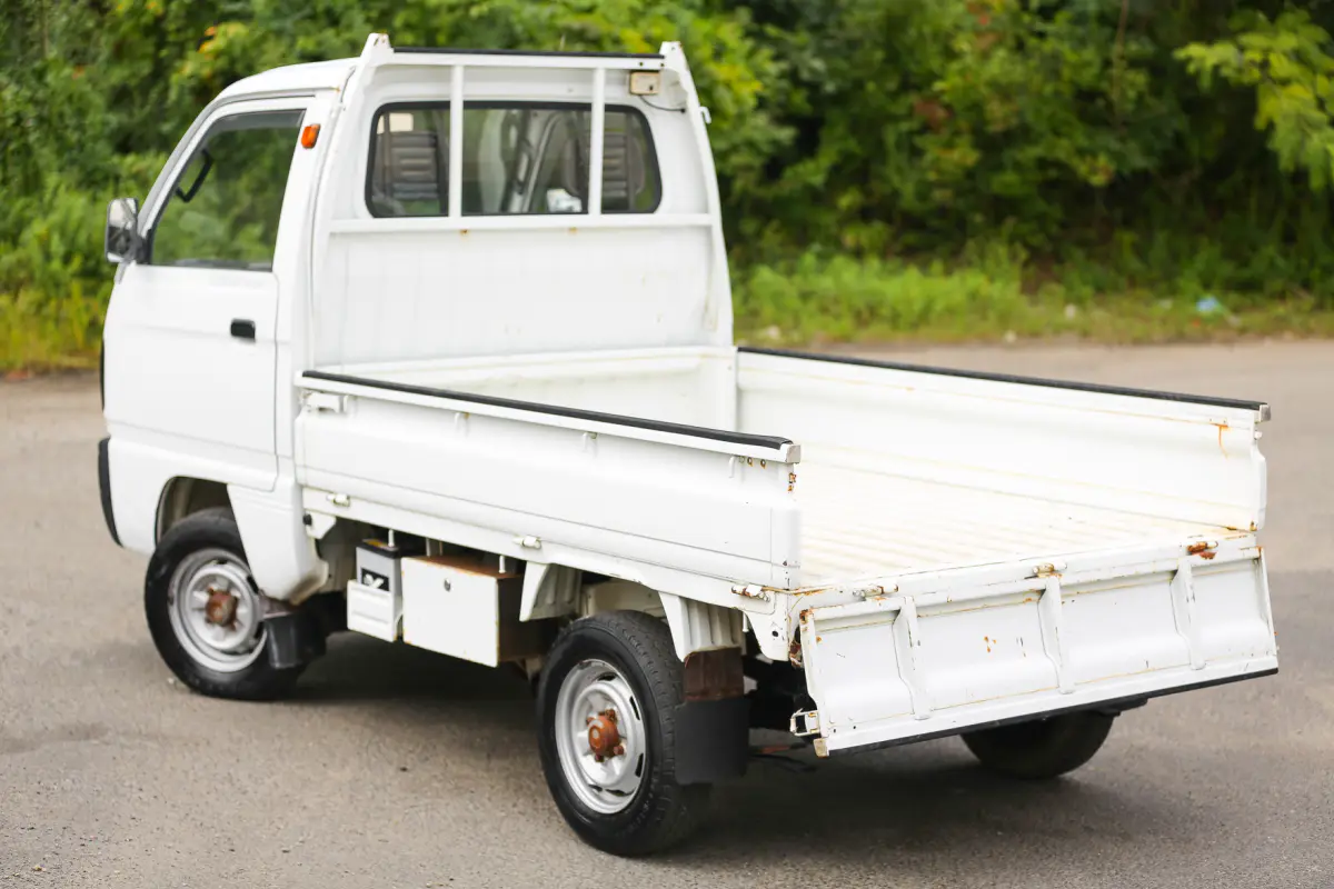 1990 Suzuki Carry, a Kei Truck, for sale at Street Legal Mini Trucks in Philadelphia, PA (photo 6 of 12)
