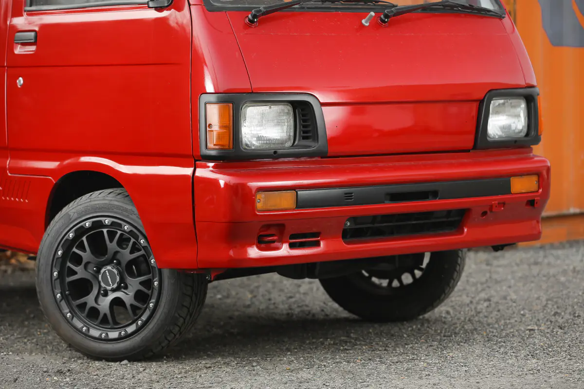 1991 Daihatsu Hijet Jumbo, a Kei Truck, for sale at Street Legal Mini Trucks in Philadelphia, PA (photo 11 of 12)