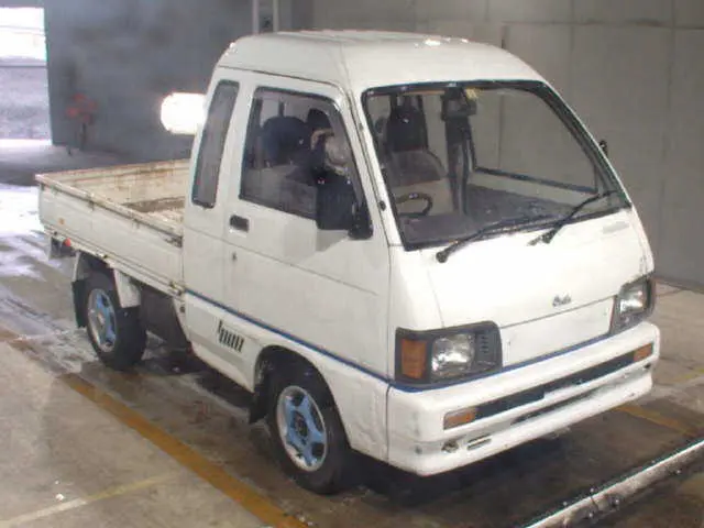 1991 Daihatsu Hijet Jumbo, a Kei Truck, for sale at Street Legal Mini Trucks in Philadelphia, PA (photo 2 of 12)