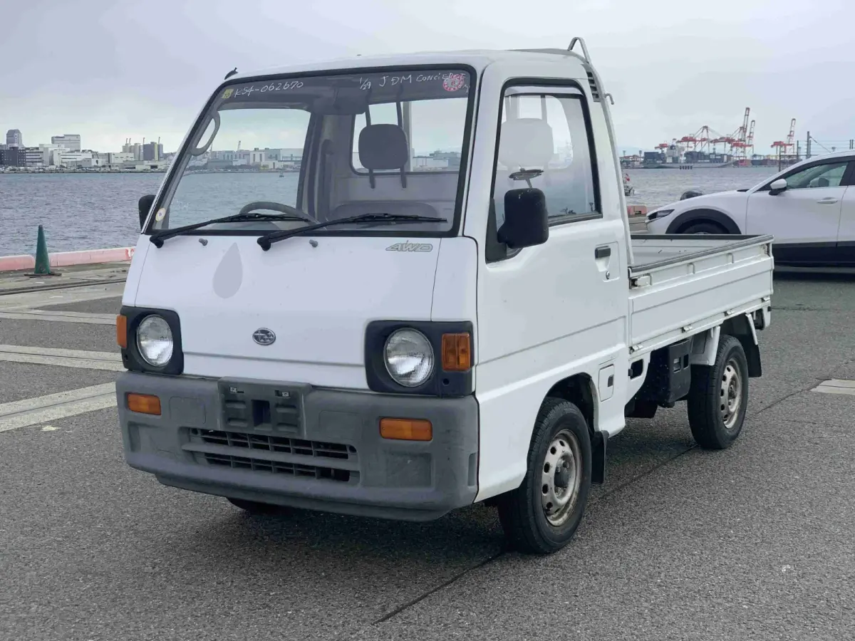 1991 Subaru Sambar, 4WD + AC, a Kei Truck, for sale at Sunshine Imports in Austin, TX (photo 2 of 11)