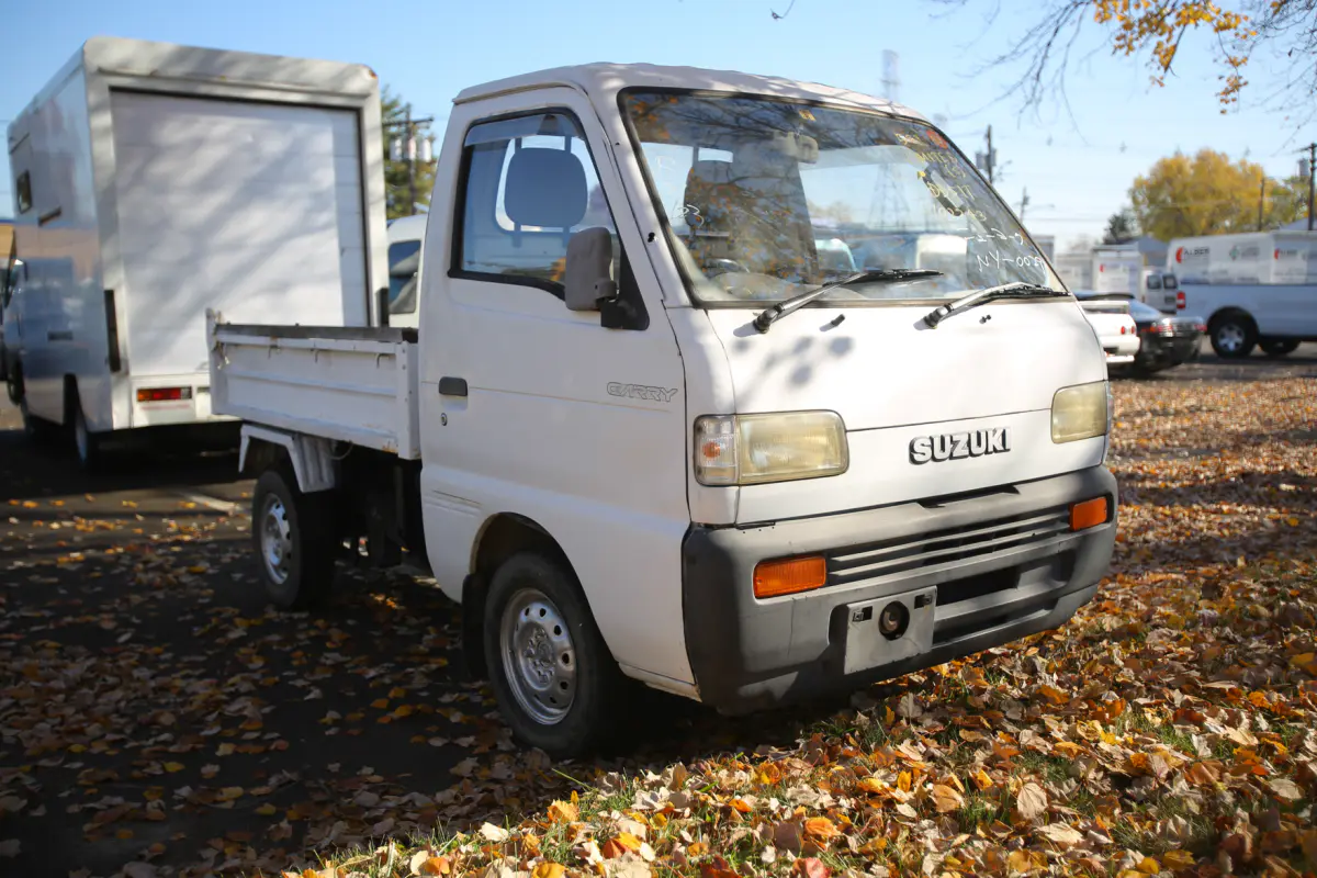 1991 Suzuki Carry Dump, a Kei Truck, for sale at Street Legal Mini Trucks in Philadelphia, PA (photo 9 of 9)