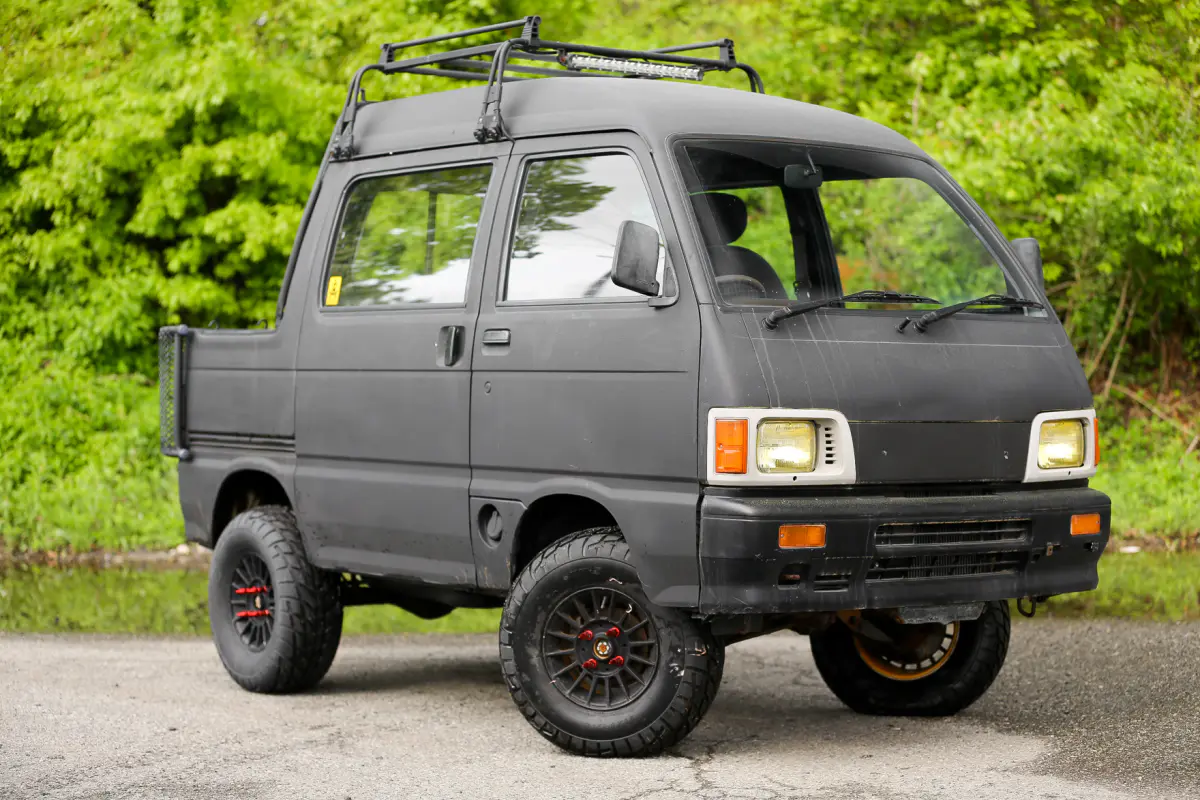 1992 Daihatsu HiJet Deckvan, a Kei Truck, for sale at Street Legal Mini Trucks in Philadelphia, PA (photo 12 of 12)
