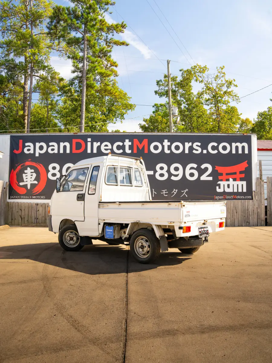 1992 Daihatsu Hijet Jumbo, a white Kei Truck, for sale at Japan Direct Motors in Irmo, SC (photo 2 of 12)