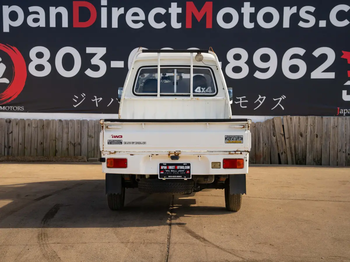 1992 Daihatsu Hijet Jumbo, a white Kei Truck, for sale at Japan Direct Motors in Irmo, SC (photo 8 of 12)