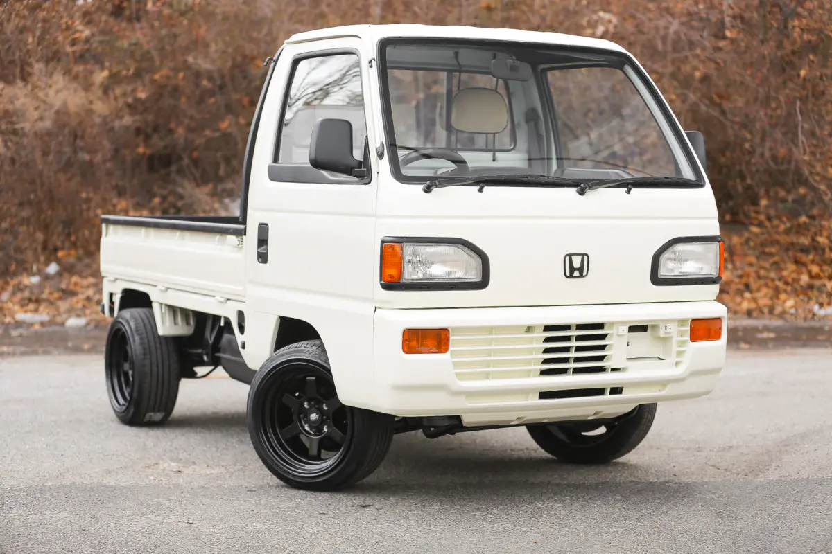 1992 Honda Acty, a Kei Truck, for sale at Street Legal Mini Trucks in Philadelphia, PA (photo 10 of 12)