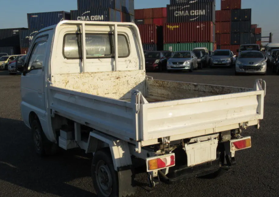 1992 Suzuki Carry 4WD Dump, a Kei Truck, for sale at Street Legal Mini Trucks in Philadelphia, PA (photo 11 of 12)