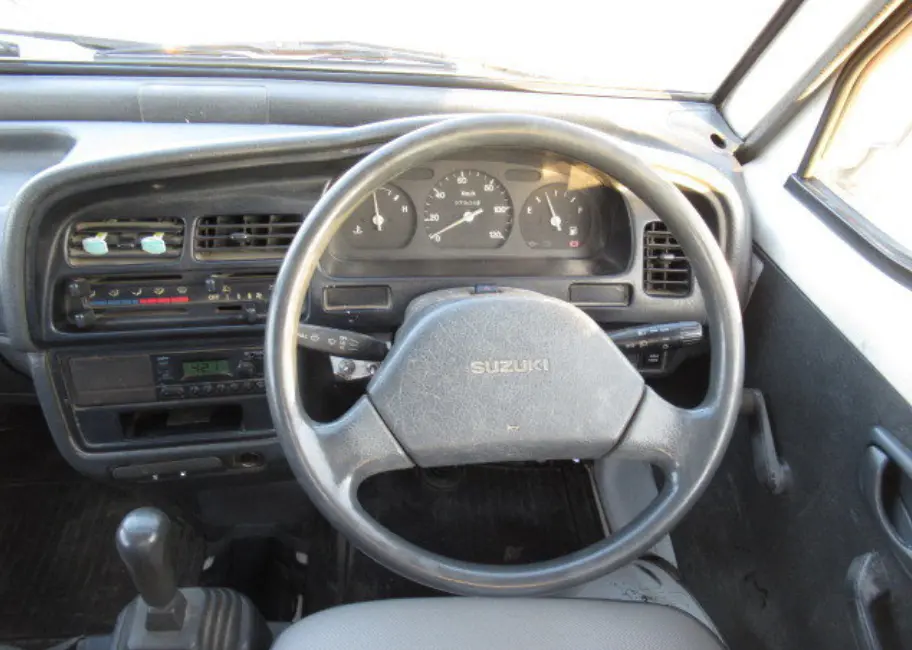 1992 Suzuki Carry 4WD Dump, a Kei Truck, for sale at Street Legal Mini Trucks in Philadelphia, PA (photo 4 of 12)