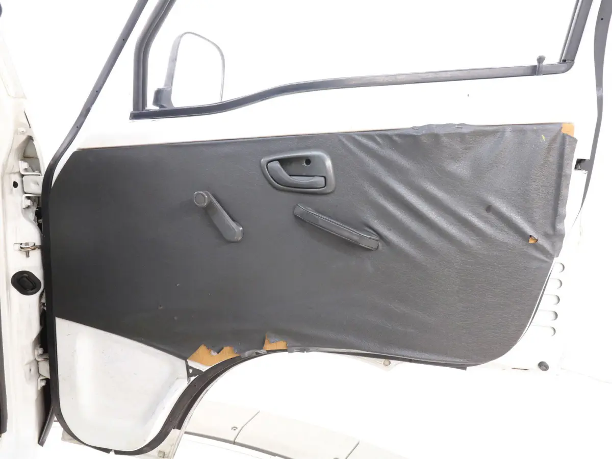 1992 Suzuki Carry Dump Bed, a white Kei Truck, for sale at Duncan Imports & Classic Cars in Christiansburg, VA (photo 25 of 56)