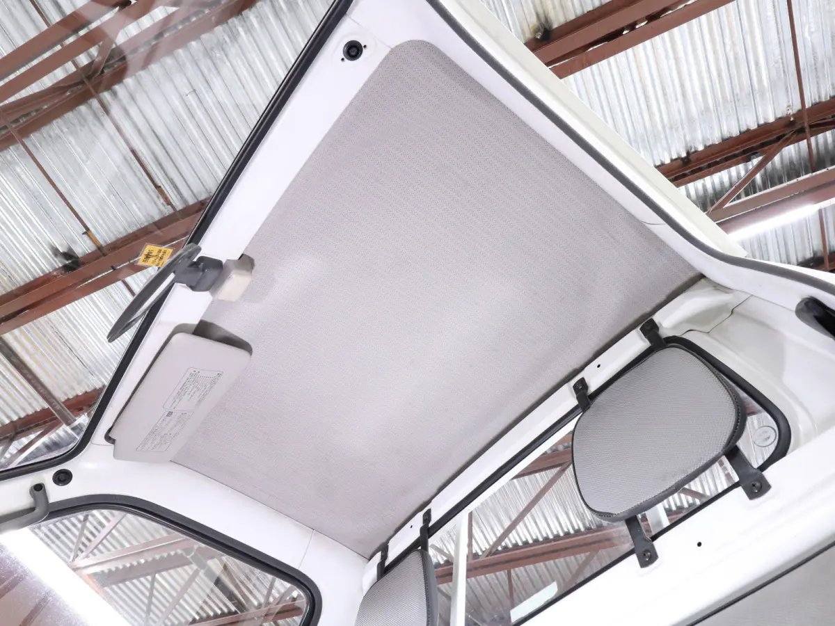 1992 Suzuki Carry Dump Bed, a white Kei Truck, for sale at Duncan Imports & Classic Cars in Christiansburg, VA (photo 45 of 56)