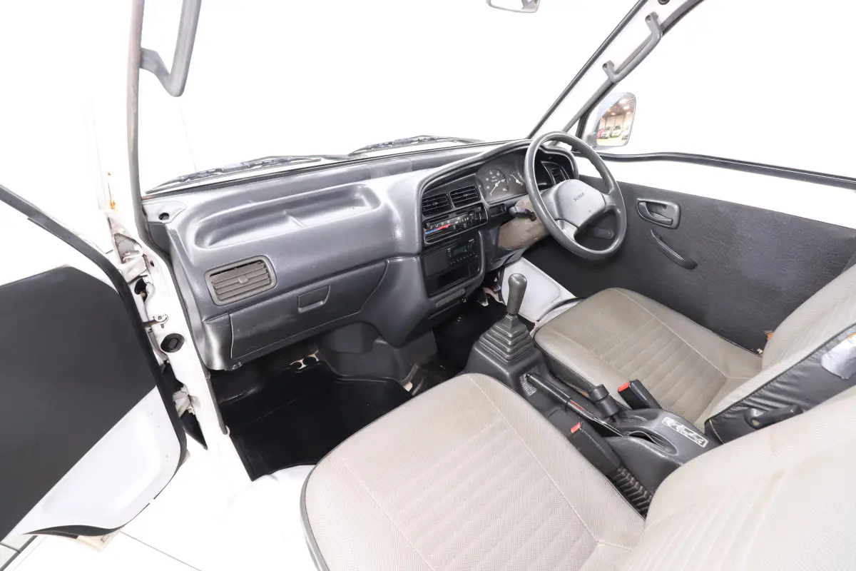 1992 Suzuki Carry Dump Bed, a white Kei Truck, for sale at Duncan Imports & Classic Cars in Christiansburg, VA (photo 24 of 59)