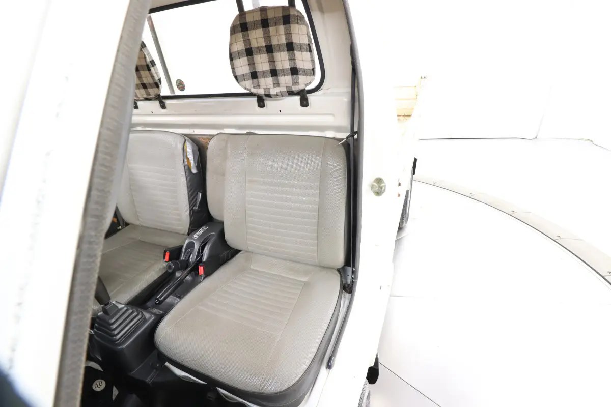 1992 Suzuki Carry Dump Bed, a white Kei Truck, for sale at Duncan Imports & Classic Cars in Christiansburg, VA (photo 26 of 59)