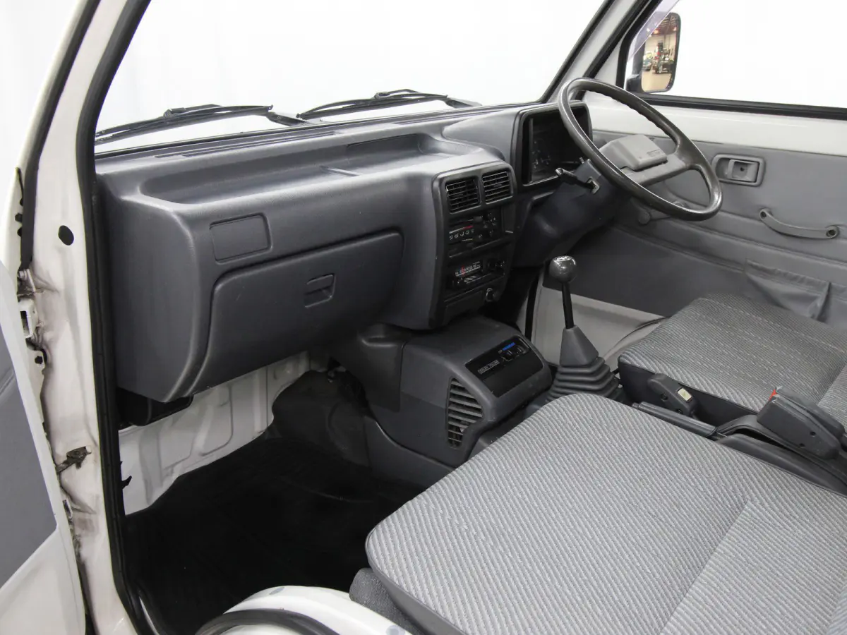 1993 Daihatsu Hijet, a white Kei Truck, for sale at Duncan Imports & Classic Cars in Christiansburg, VA (photo 12 of 38)
