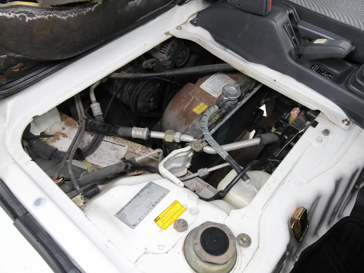 1993 Daihatsu Hijet, a white Kei Truck, for sale at Duncan Imports & Classic Cars in Christiansburg, VA (photo 17 of 38)