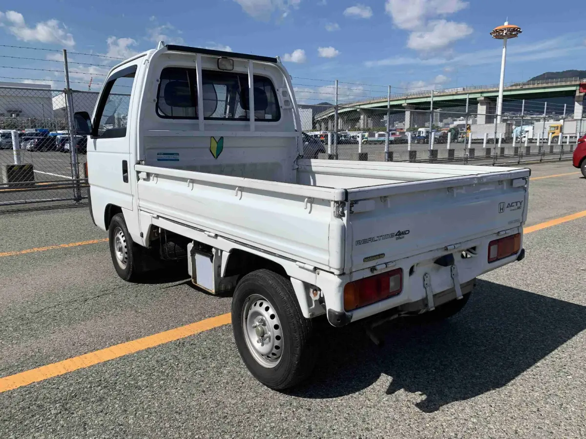 1993 Honda Acty, a Kei Truck, for sale at Sunshine Imports in Austin, TX (photo 4 of 10)