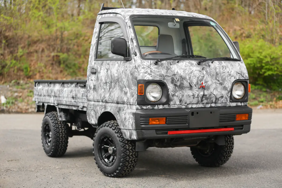 1993 Mitsubishi Minicab, a Kei Truck, for sale at Street Legal Mini Trucks in Philadelphia, PA (photo 12 of 12)