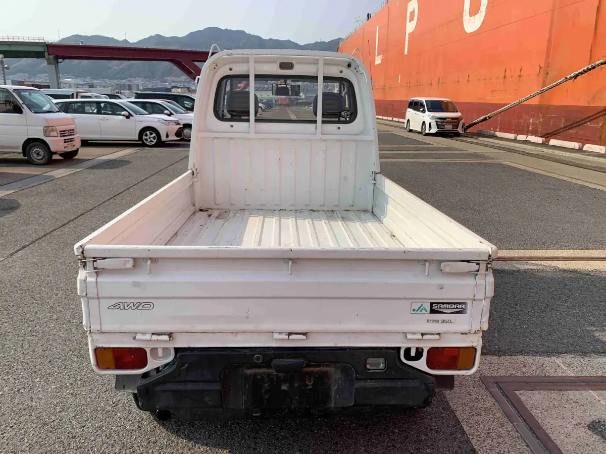 1993 Subaru Sambar, 4WD and AC, a Kei Truck, for sale at Sunshine Imports in Austin, TX (photo 5 of 11)