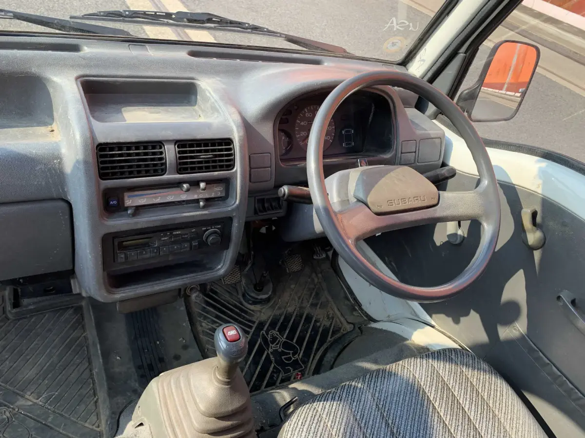 1993 Subaru Sambar, 4WD and AC, a Kei Truck, for sale at Sunshine Imports in Austin, TX (photo 8 of 11)