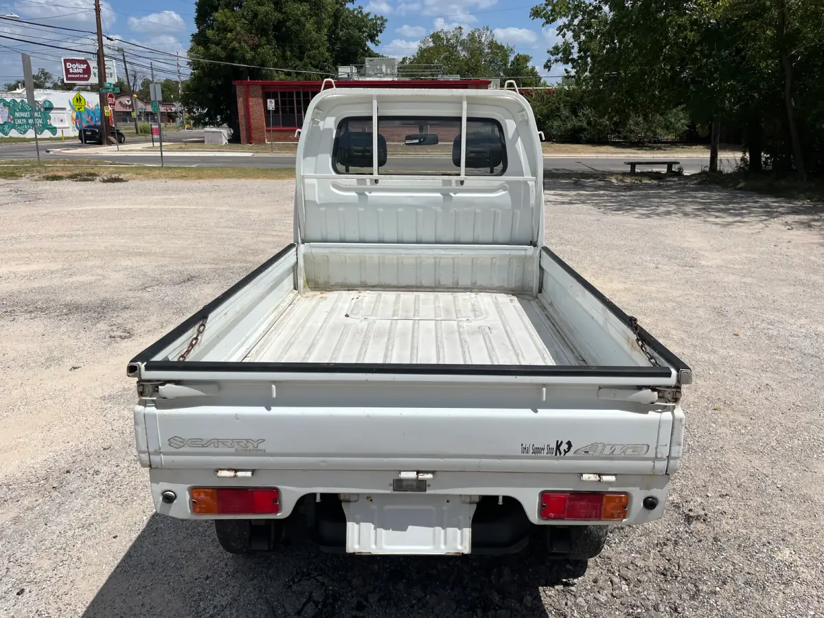1993 Suzuki Carry, 4WD + AC, a Kei Truck, for sale at Sunshine Imports in Austin, TX (photo 8 of 10)