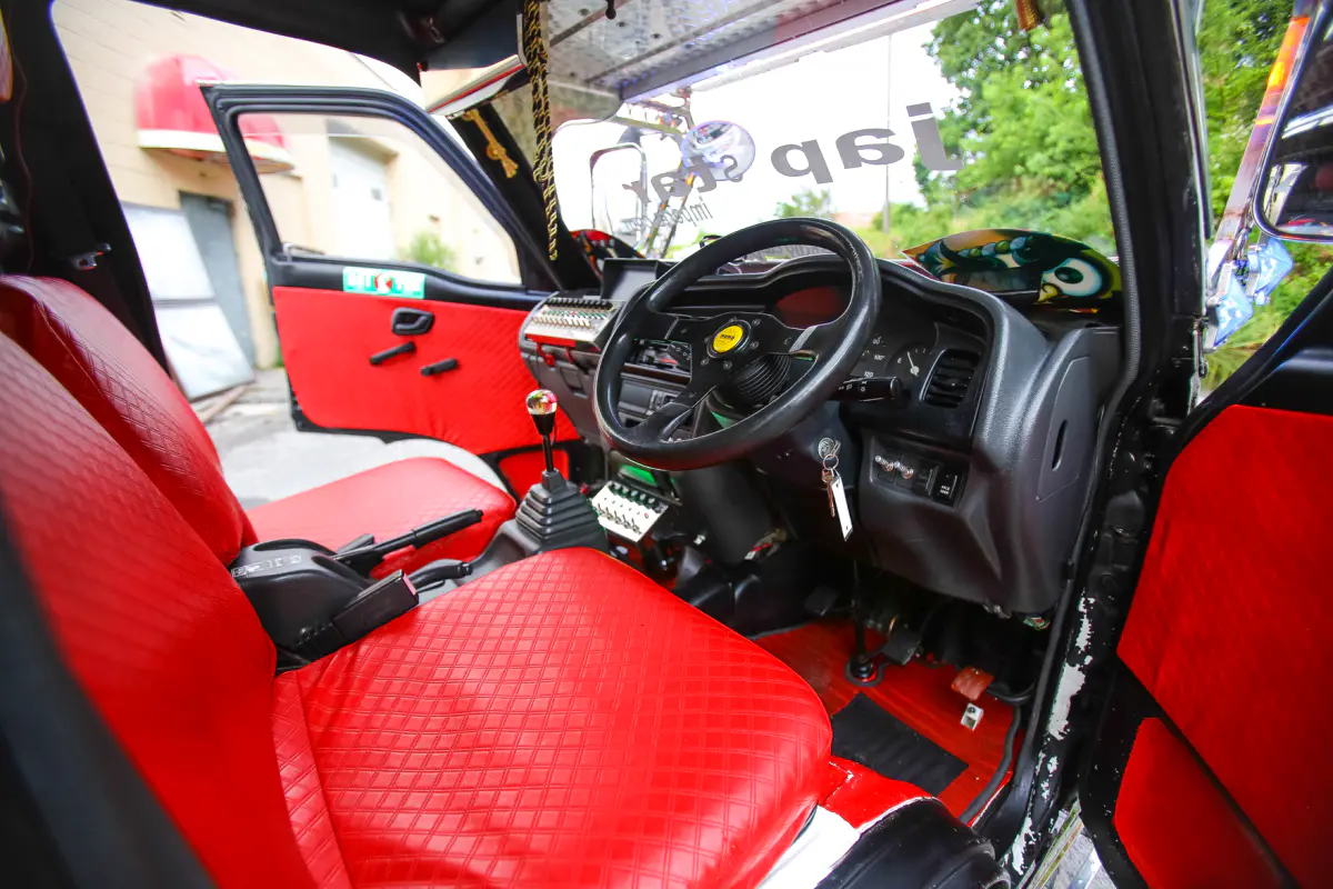1993 Suzuki Carry Dekotora Dump, a Kei Truck, for sale at Street Legal Mini Trucks in Philadelphia, PA (photo 2 of 7)