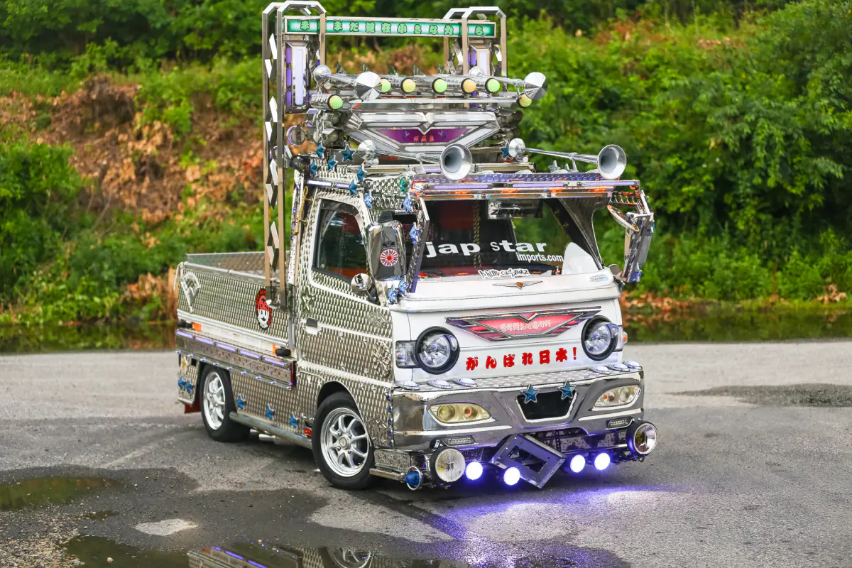 1993 Suzuki Carry Dekotora Dump, a Kei Truck, for sale at Street Legal Mini Trucks in Philadelphia, PA (photo 7 of 7)
