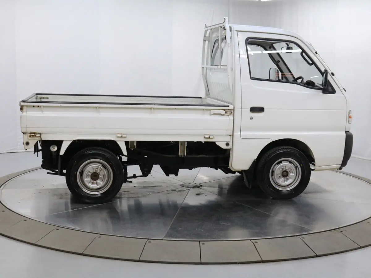 1993 Suzuki Carry, a white Kei Truck, for sale at Duncan Imports & Classic Cars in Christiansburg, VA (photo 8 of 41)