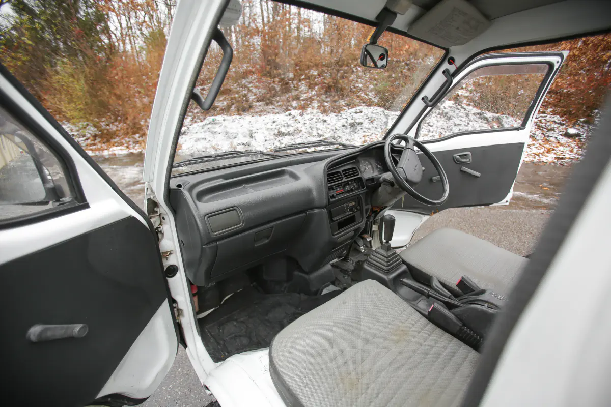 1993 Suzuki Carry, a Kei Truck, for sale at Street Legal Mini Trucks in Philadelphia, PA (photo 6 of 12)