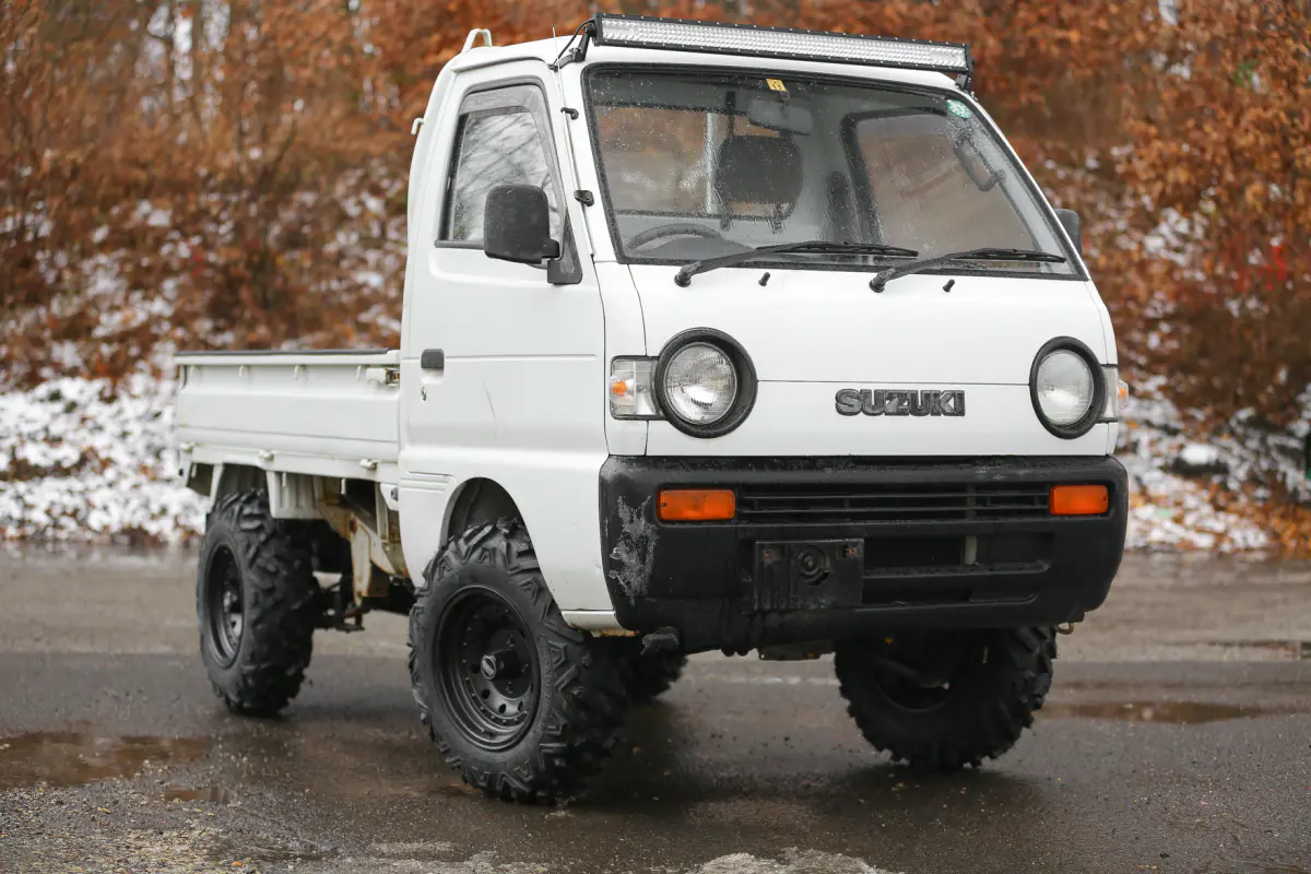 1993 Suzuki Carry, a Kei Truck, for sale at Street Legal Mini Trucks in Philadelphia, PA (photo 8 of 12)