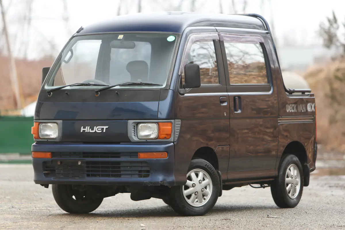 1994 Daihatsu HiJet Deck Van, a Kei Truck, for sale at Street Legal Mini Trucks in Philadelphia, PA (photo 2 of 12)