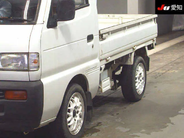 1994 Suzuki Carry Automatic, a Kei Truck, for sale at Street Legal Mini Trucks in Philadelphia, PA (photo 4 of 9)