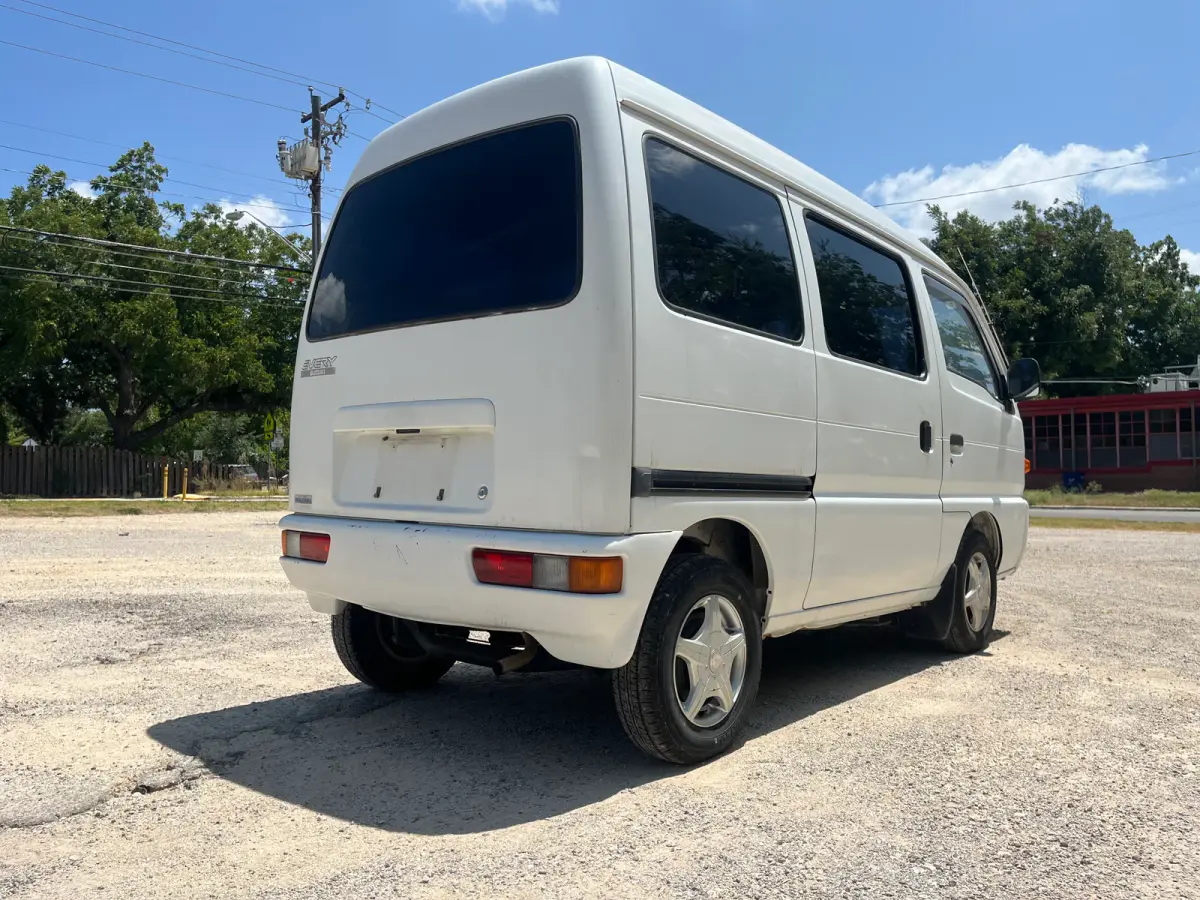 1994 Suzuki Every, 2WD + AC, a Kei Van, for sale at Sunshine Imports in Austin, TX (photo 4 of 12)