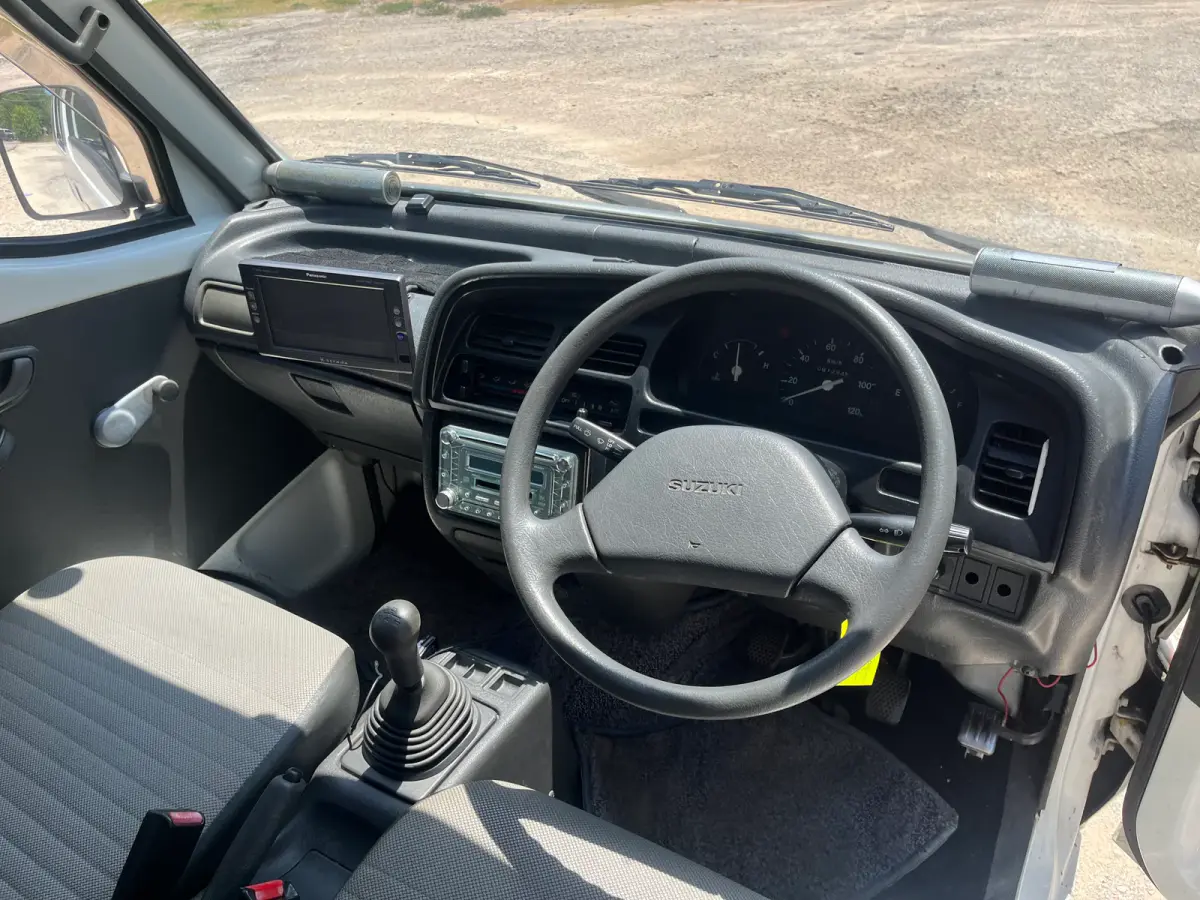 1994 Suzuki Every, 2WD + AC, a Kei Van, for sale at Sunshine Imports in Austin, TX (photo 5 of 12)