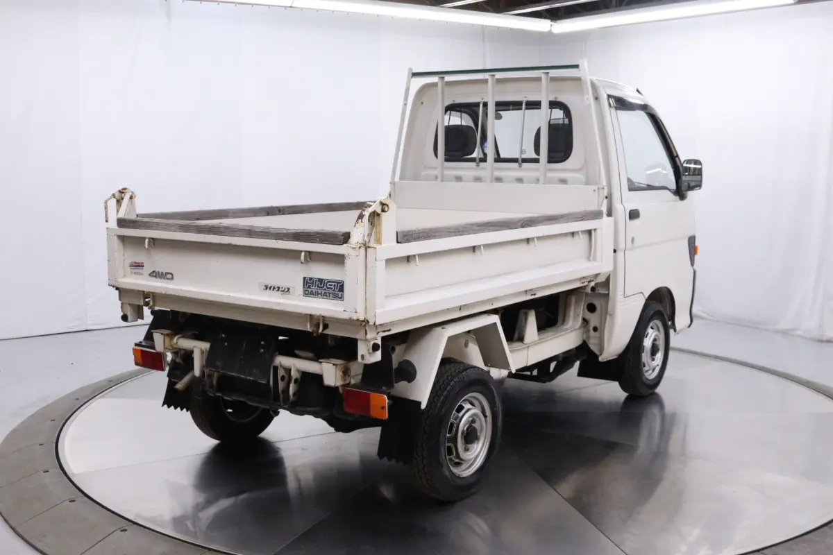 1995 Daihatsu Hijet, a white Kei Truck, for sale at Duncan Imports & Classic Cars in Christiansburg, VA (photo 7 of 41)