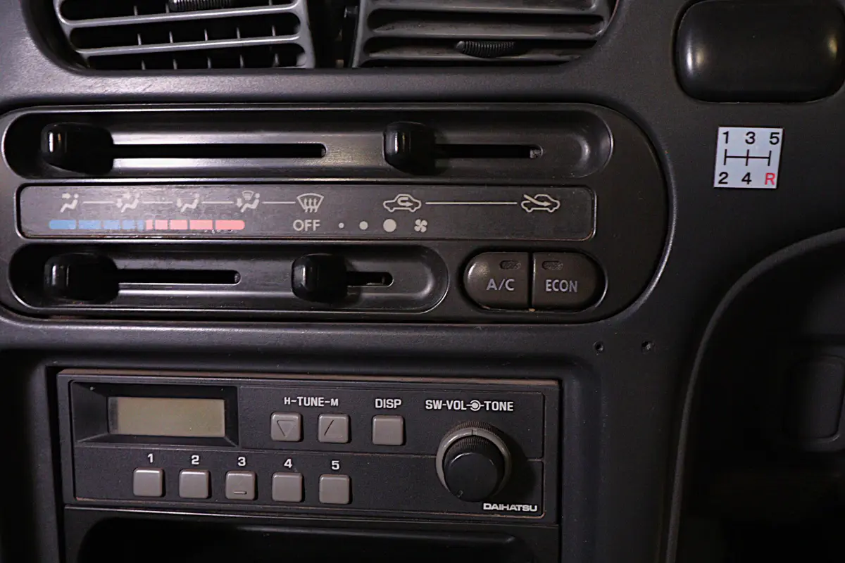 1995 Daihatsu Hijet 4x4 Kei Truck, heater and A/C controls, for sale at Duncan Imports in Christiansburg, VA
