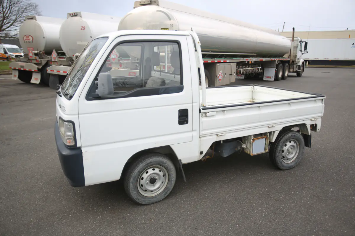 1995 Honda Acty Attack, a Kei Truck, for sale at Street Legal Mini Trucks in Philadelphia, PA (photo 6 of 12)