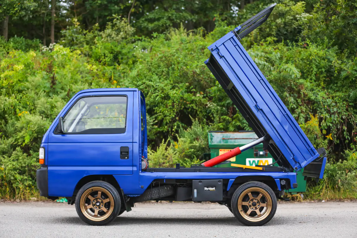 1995 Honda Acty Dump, a Kei Truck, for sale at Street Legal Mini Trucks in Philadelphia, PA (photo 5 of 12)