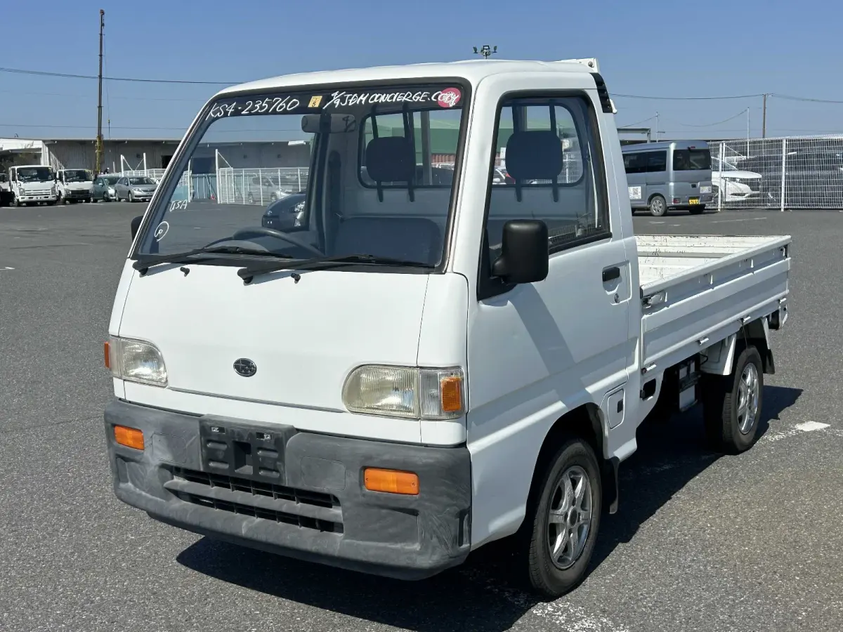 1995 Subaru Sambar, 4WD and AC, a Kei Truck, for sale at Sunshine Imports in Austin, TX (photo 2 of 11)